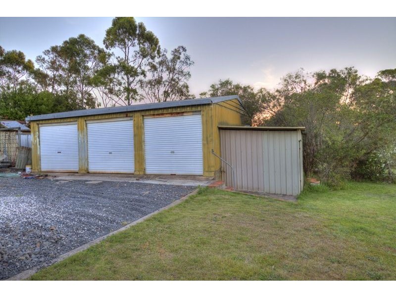 15 Panorama Dr, Glenvale QLD 4350