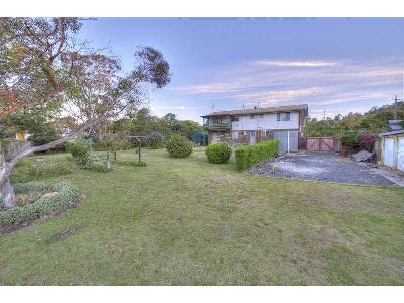 15 Panorama Dr, Glenvale QLD 4350