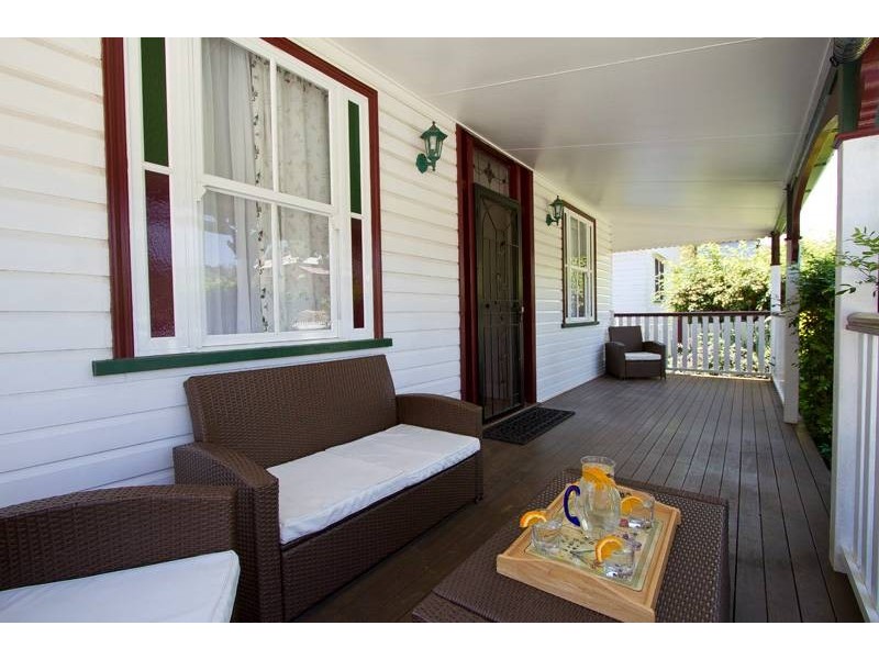 9 Kenneth Street, North Toowoomba QLD 4350