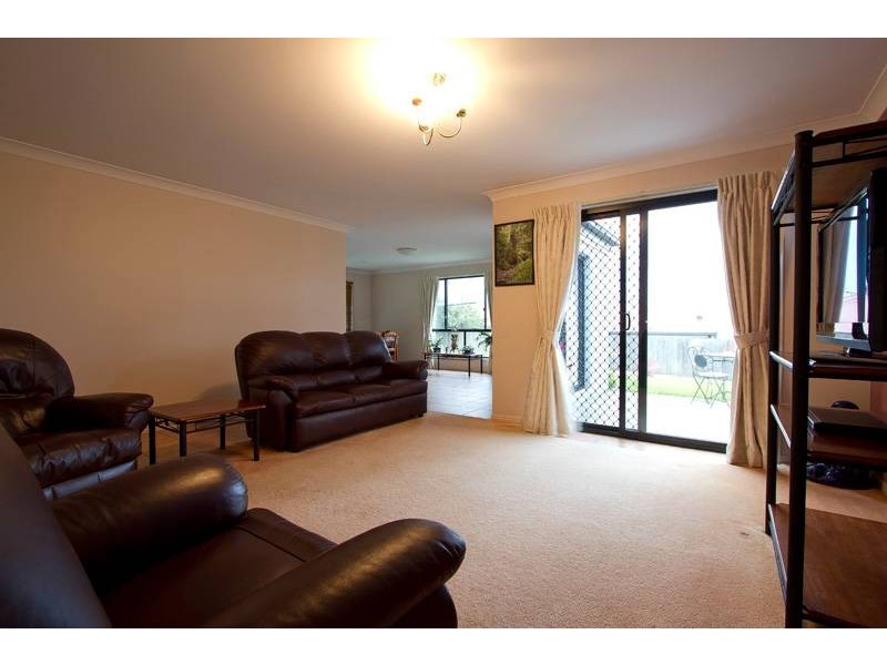 252 Greenwattle Street, Wilsonton Heights QLD 4350