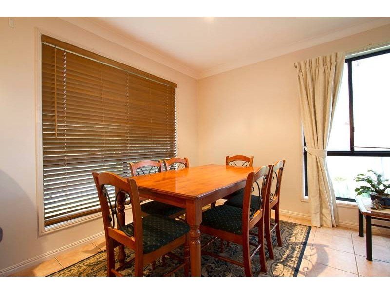 252 Greenwattle Street, Wilsonton Heights QLD 4350