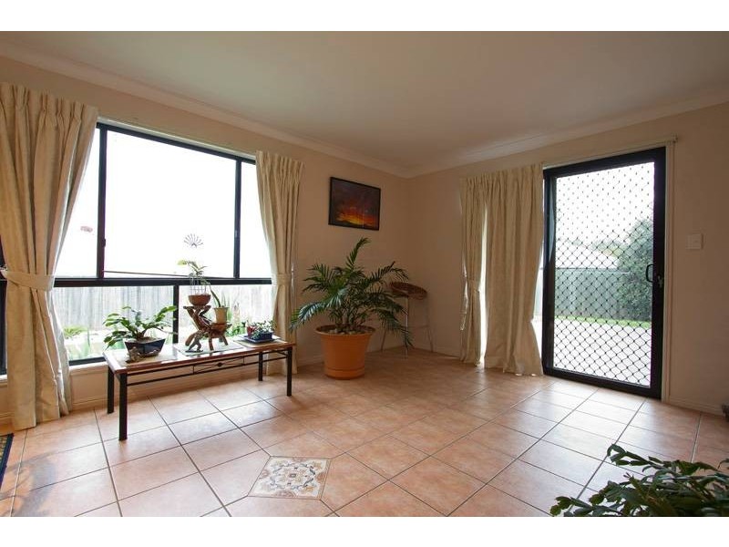 252 Greenwattle Street, Wilsonton Heights QLD 4350