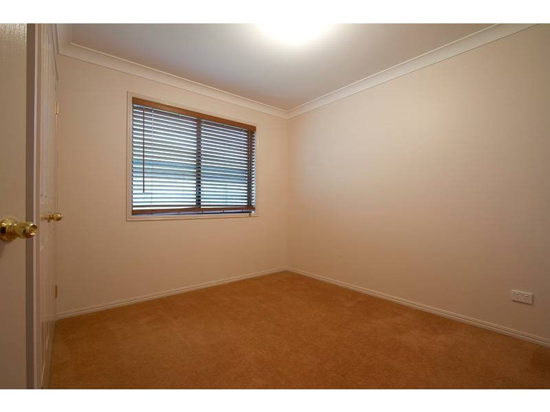 252 Greenwattle Street, Wilsonton Heights QLD 4350