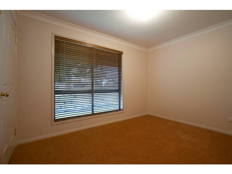 252 Greenwattle Street, Wilsonton Heights QLD 4350