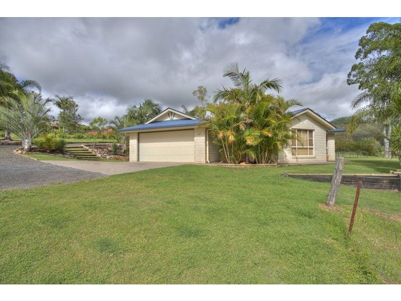 4 May Court, Withcott QLD 4352