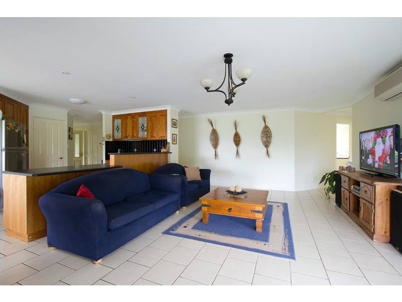 4 May Court, Withcott QLD 4352