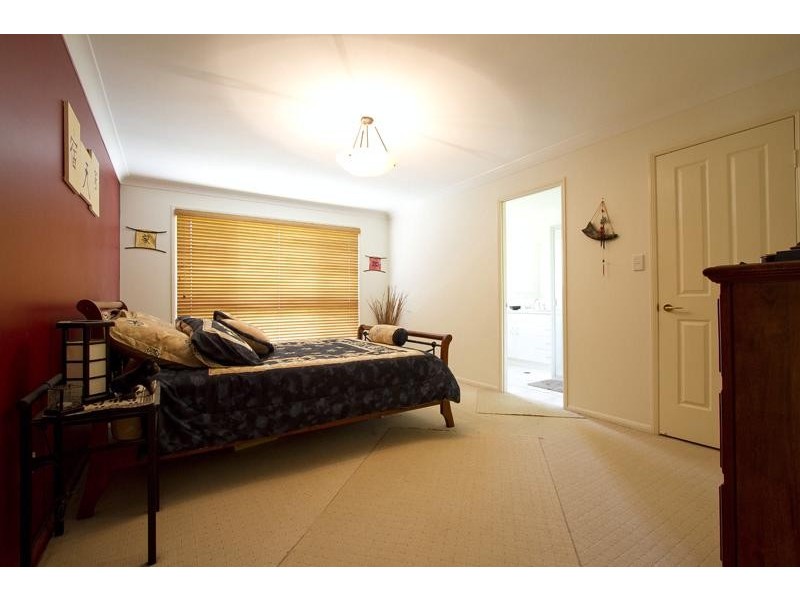 4 May Court, Withcott QLD 4352
