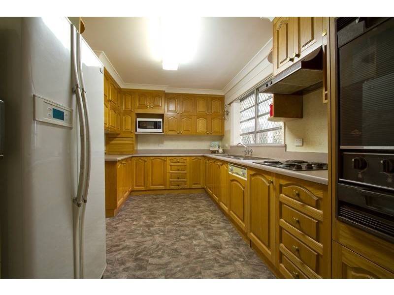 1112 Ruthven Street, Kearneys Spring QLD 4350
