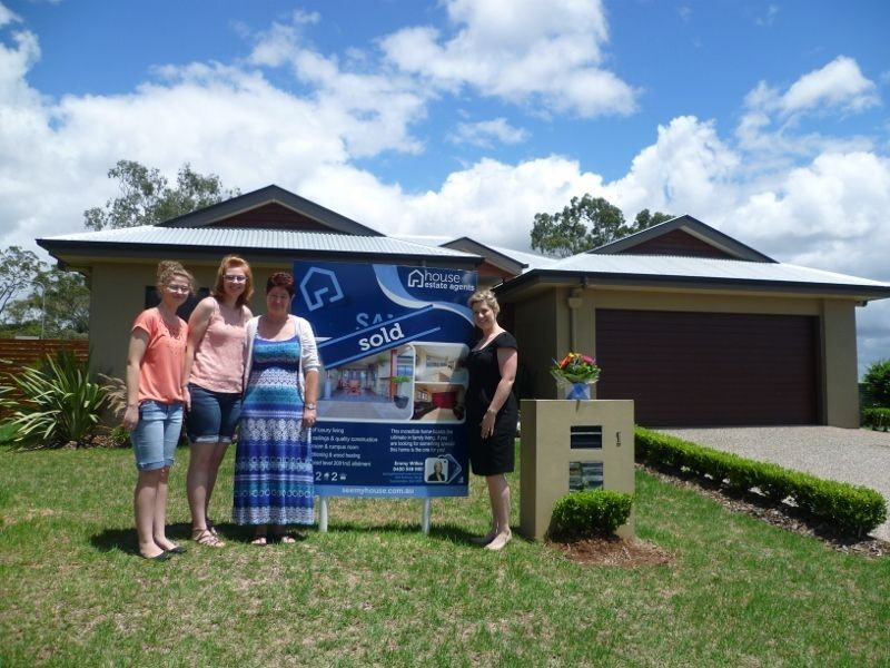 1 Lewis Drive, Meringandan West QLD 4352