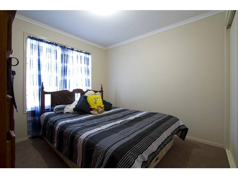 8 Debbie Court, Oakey QLD 4401