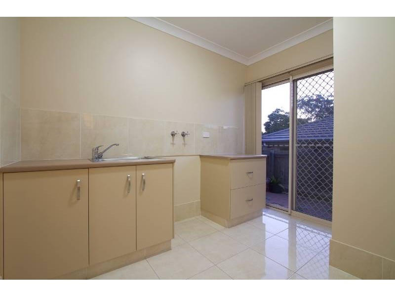 385 Mackenzie Street, Middle Ridge QLD 4350