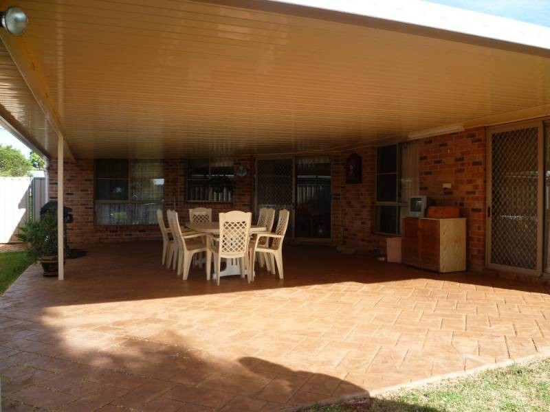 12 Side Street, Mount Tyson QLD 4356