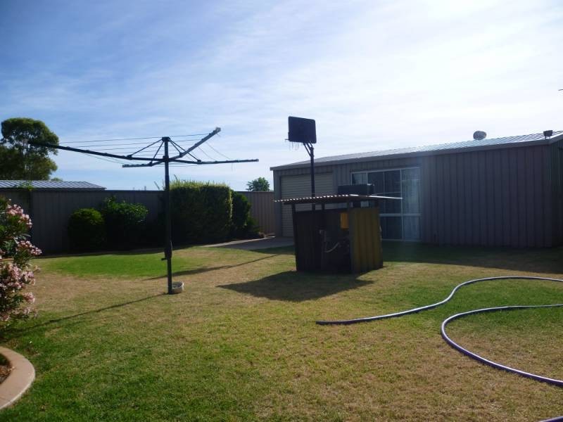 12 Side Street, Mount Tyson QLD 4356