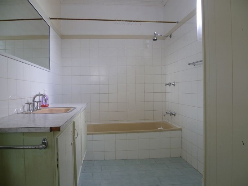 273 Alderley Street, Centenary Heights QLD 4350