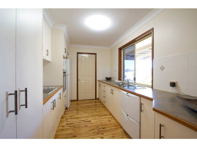 17 Biscay Crescent, Glenvale QLD 4350