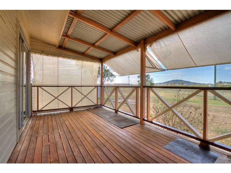1398 Kingsthorpe Haden Rd, Toowoomba QLD 4350
