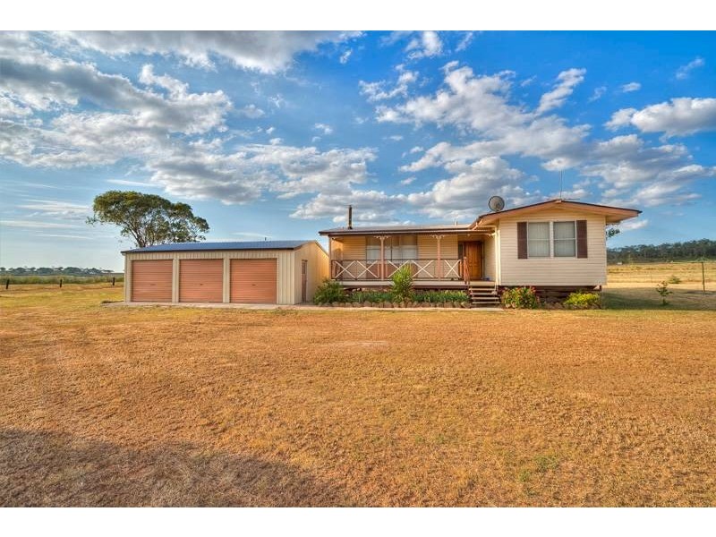 1398 Kingsthorpe Haden Rd, Toowoomba QLD 4350