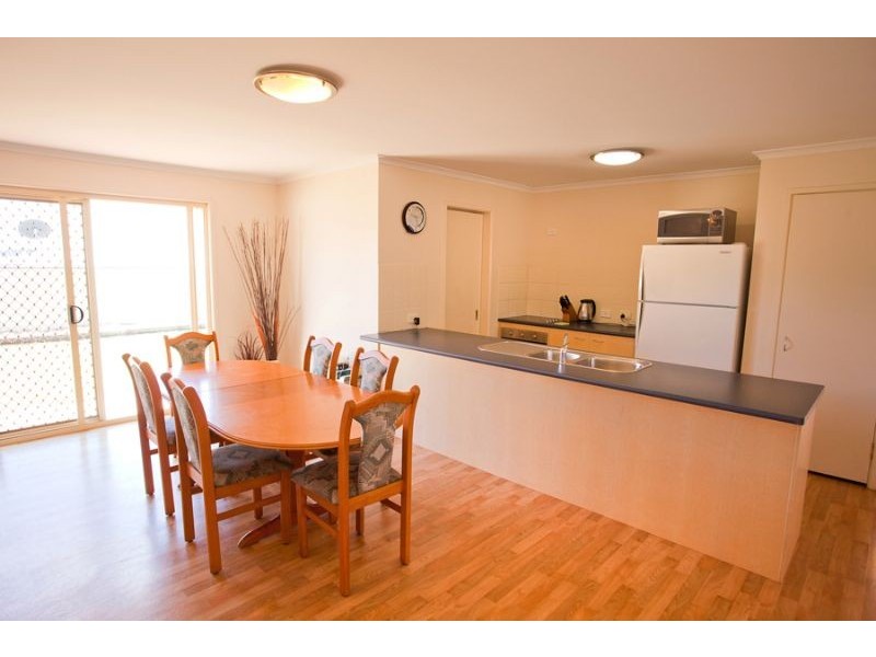 17  Willowburn Drive, Rockville QLD 4350