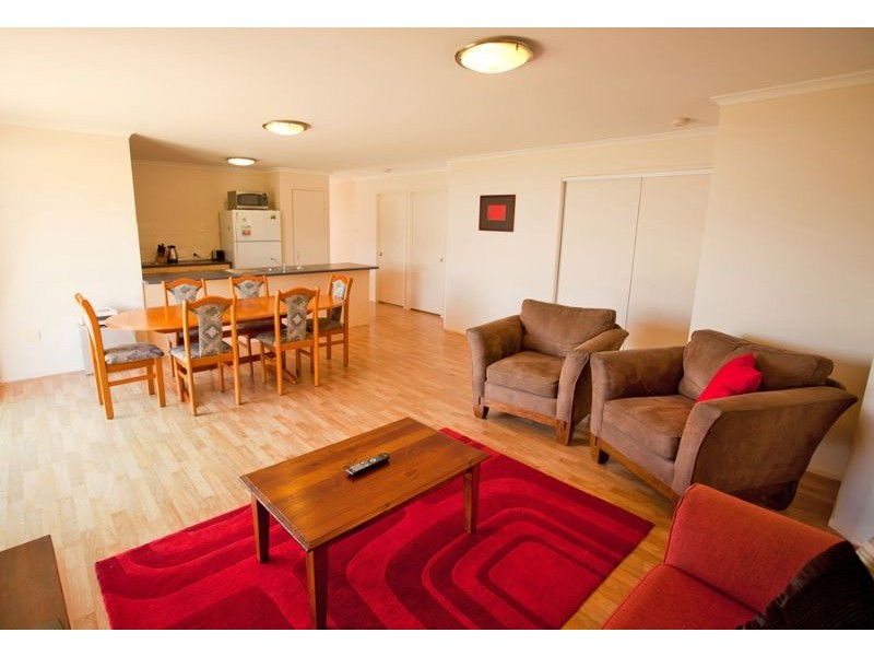 17  Willowburn Drive, Rockville QLD 4350