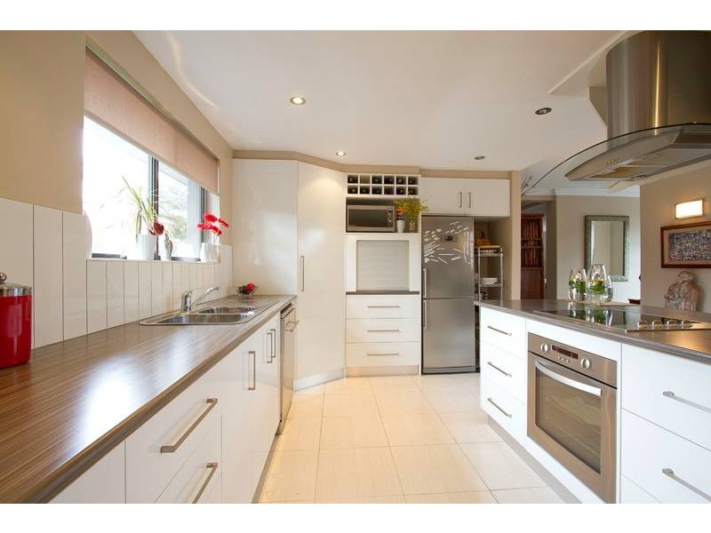 4 Bow Court, Darling Heights QLD 4350