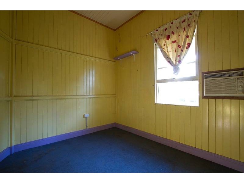 11 Lilly Street, Goombungee QLD 4354