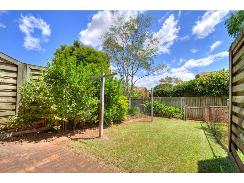 10/6 Obrien Street, Harlaxton QLD 4350