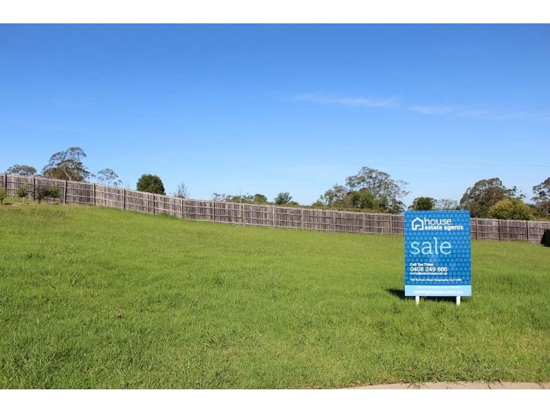 10 Dodson Crescent, Mount Kynoch QLD 4350