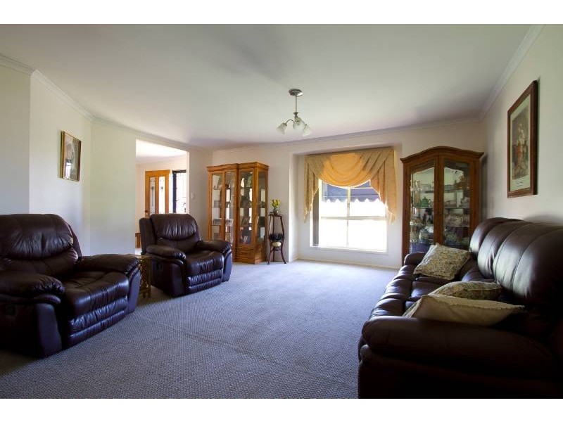 38 Highland Park Road, Meringandan West QLD 4352