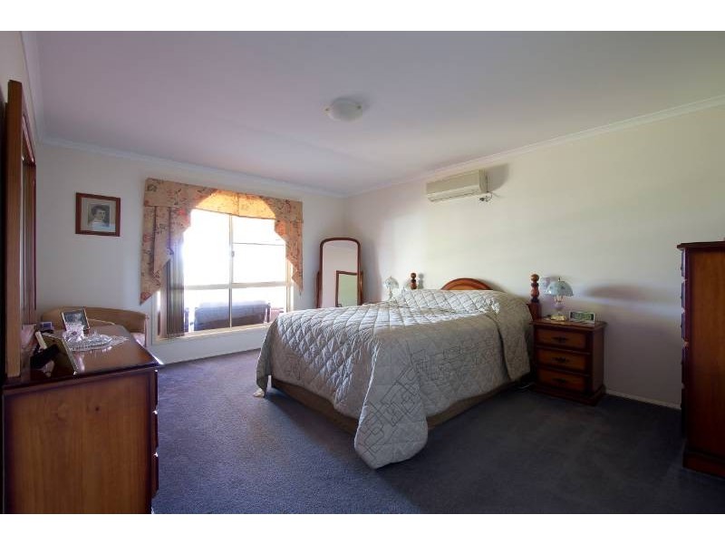 38 Highland Park Road, Meringandan West QLD 4352