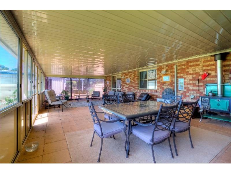 38 Highland Park Road, Meringandan West QLD 4352