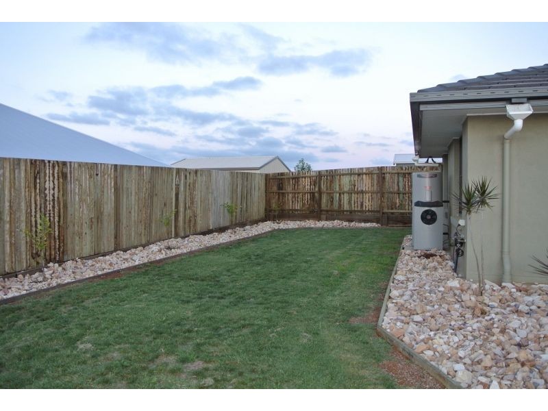 40 Trevean Drive, Highfields QLD 4352