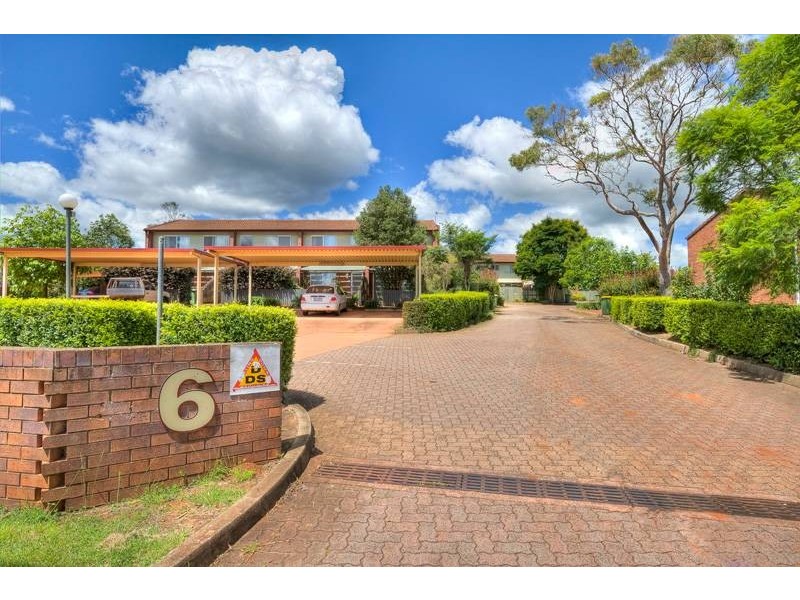 10/6  Obrien Street, Harlaxton QLD 4350