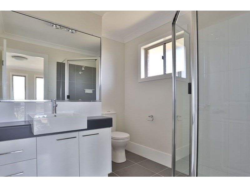 13 Goshawk Drive, Highfields QLD 4352