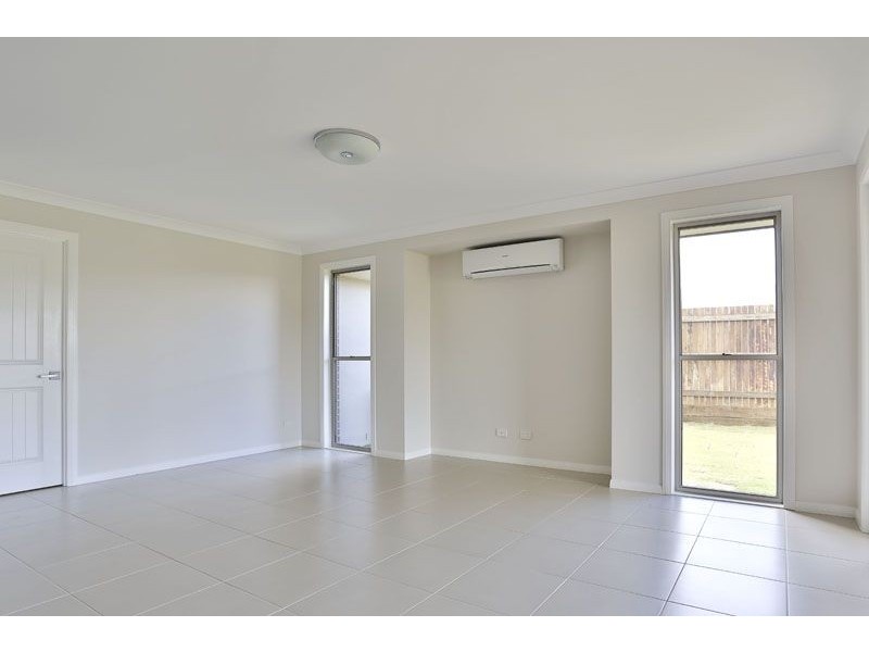 13 Goshawk Drive, Highfields QLD 4352