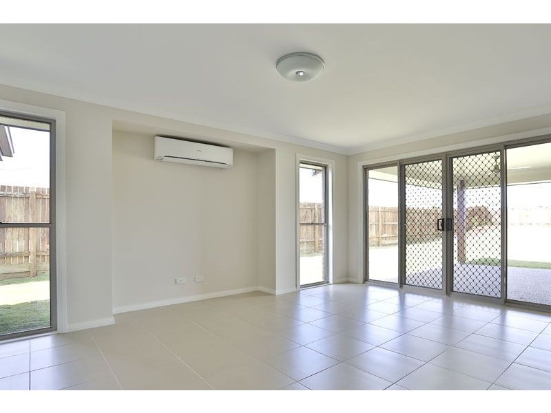 13 Goshawk Drive, Highfields QLD 4352