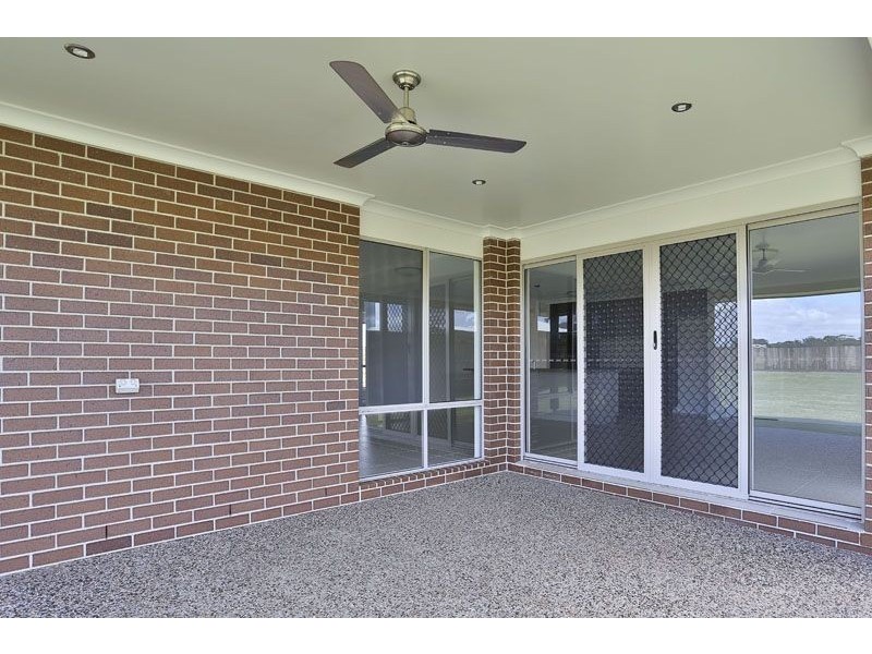 13 Goshawk Drive, Highfields QLD 4352