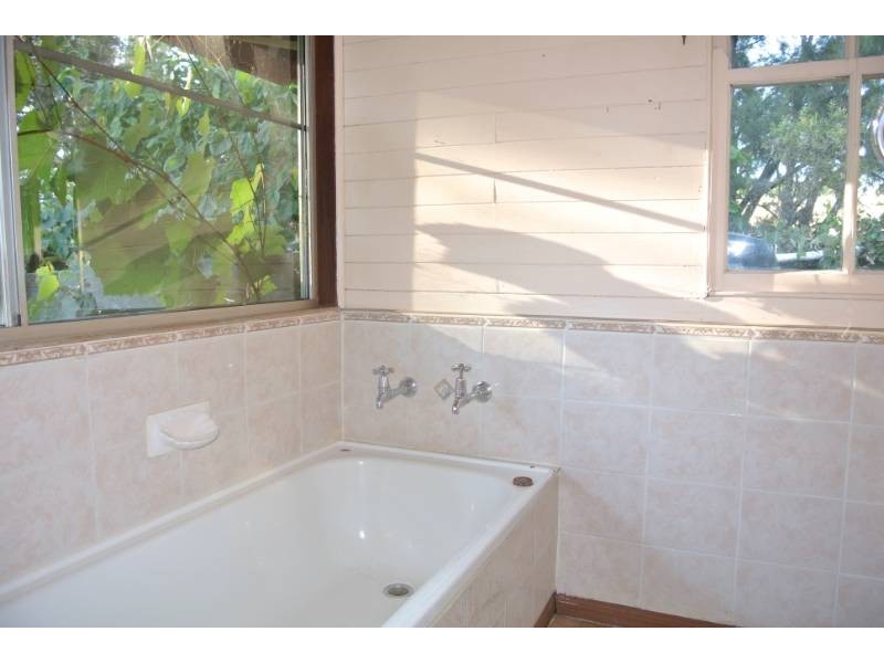 14 Paulsens Road, Gowrie Junction QLD 4352