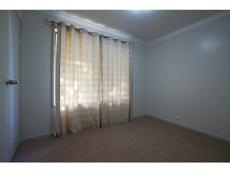 12 Lindeman Court, Wilsonton QLD 4350