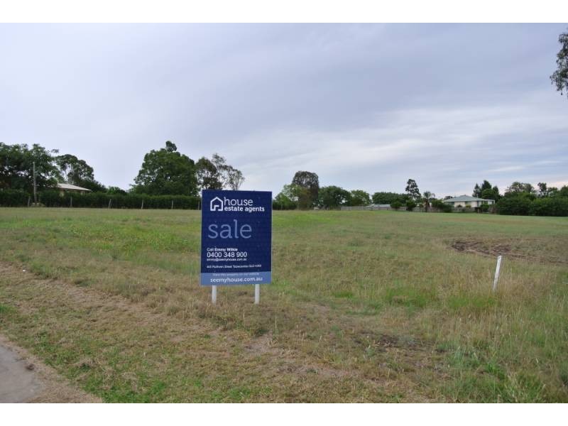 15 Oakey-Meringandan Road, Meringandan West QLD 4352