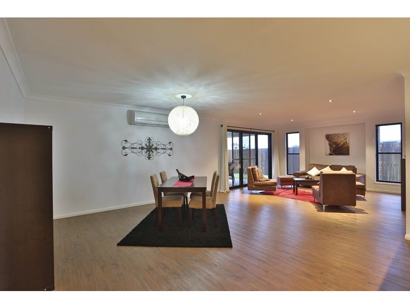 13 Opperman Drive, Kearneys Spring QLD 4350