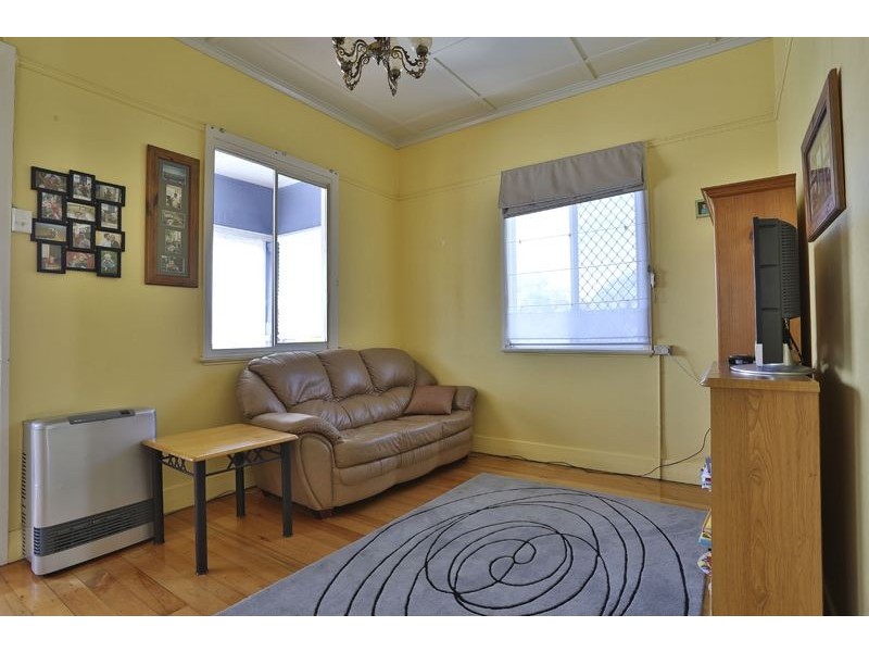 166 Perth Street, South Toowoomba QLD 4350