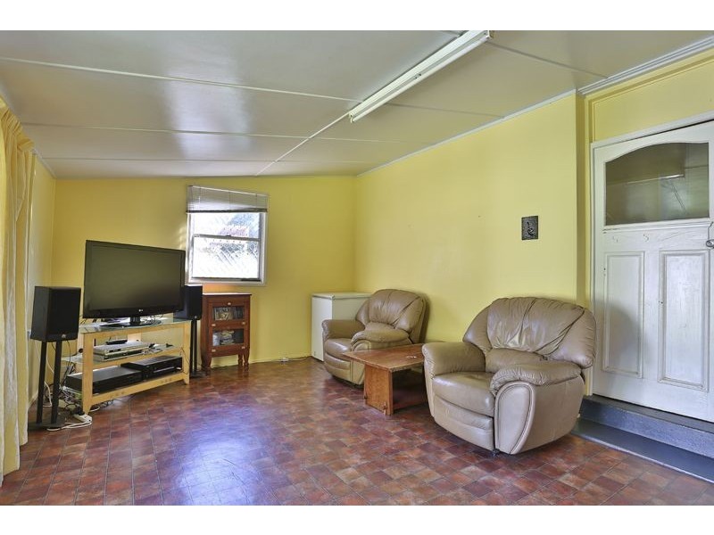 166 Perth Street, South Toowoomba QLD 4350
