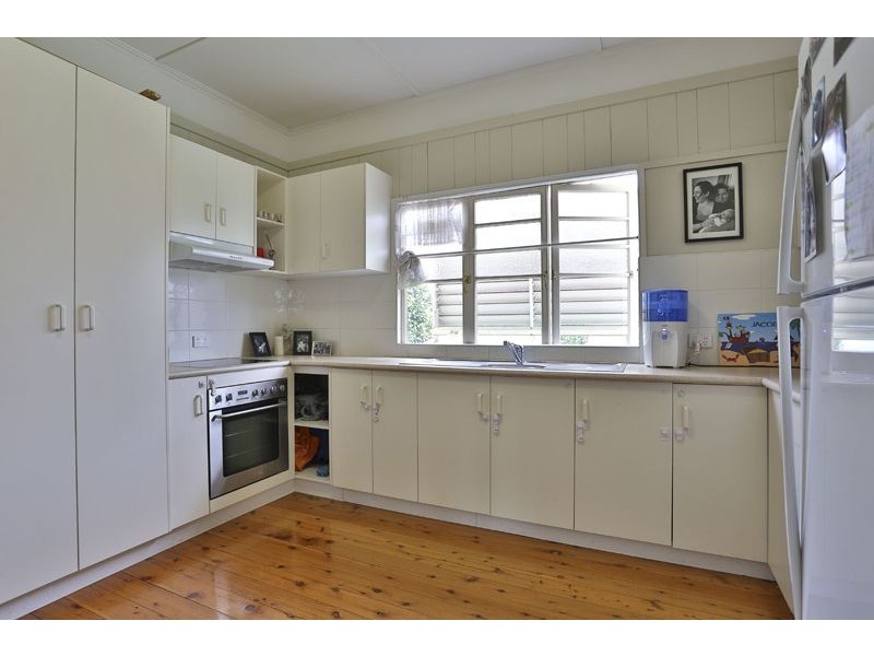 7a Victory Street, Newtown QLD 4350