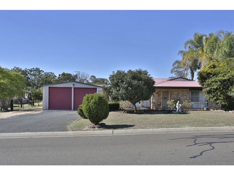 7 Highland Park Road, Meringandan West QLD 4352
