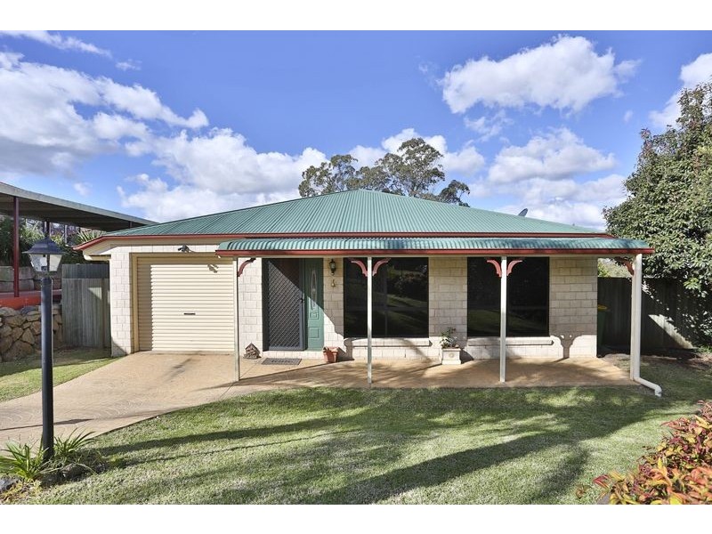 8 Conquest Court, Wilsonton QLD 4350
