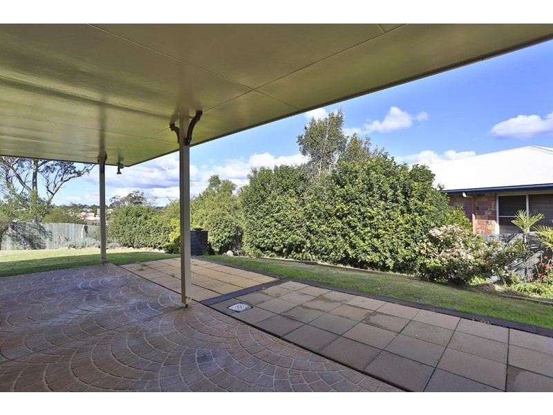 8 Conquest Court, Wilsonton QLD 4350