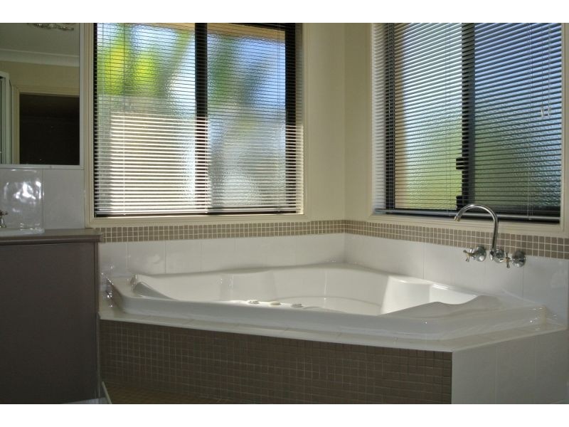 84 Cotswold Hills Drive, Cotswold Hills QLD 4350