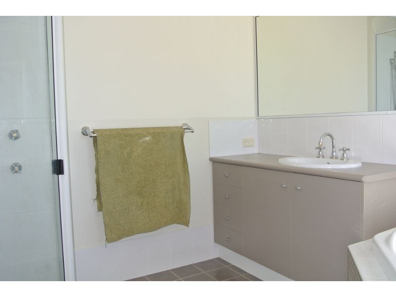 84 Cotswold Hills Drive, Cotswold Hills QLD 4350