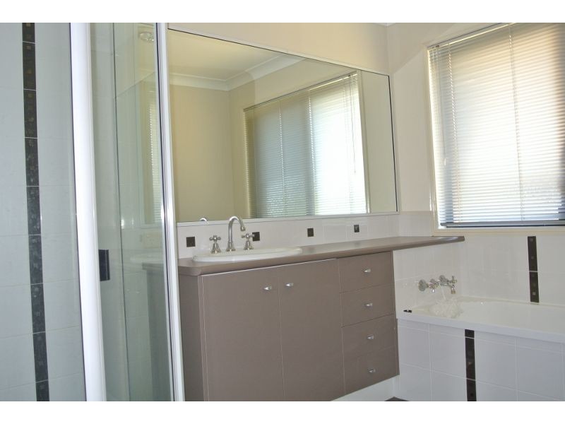 84 Cotswold Hills Drive, Cotswold Hills QLD 4350