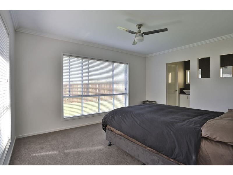 18 Ogrady Street, Kearneys Spring QLD 4350
